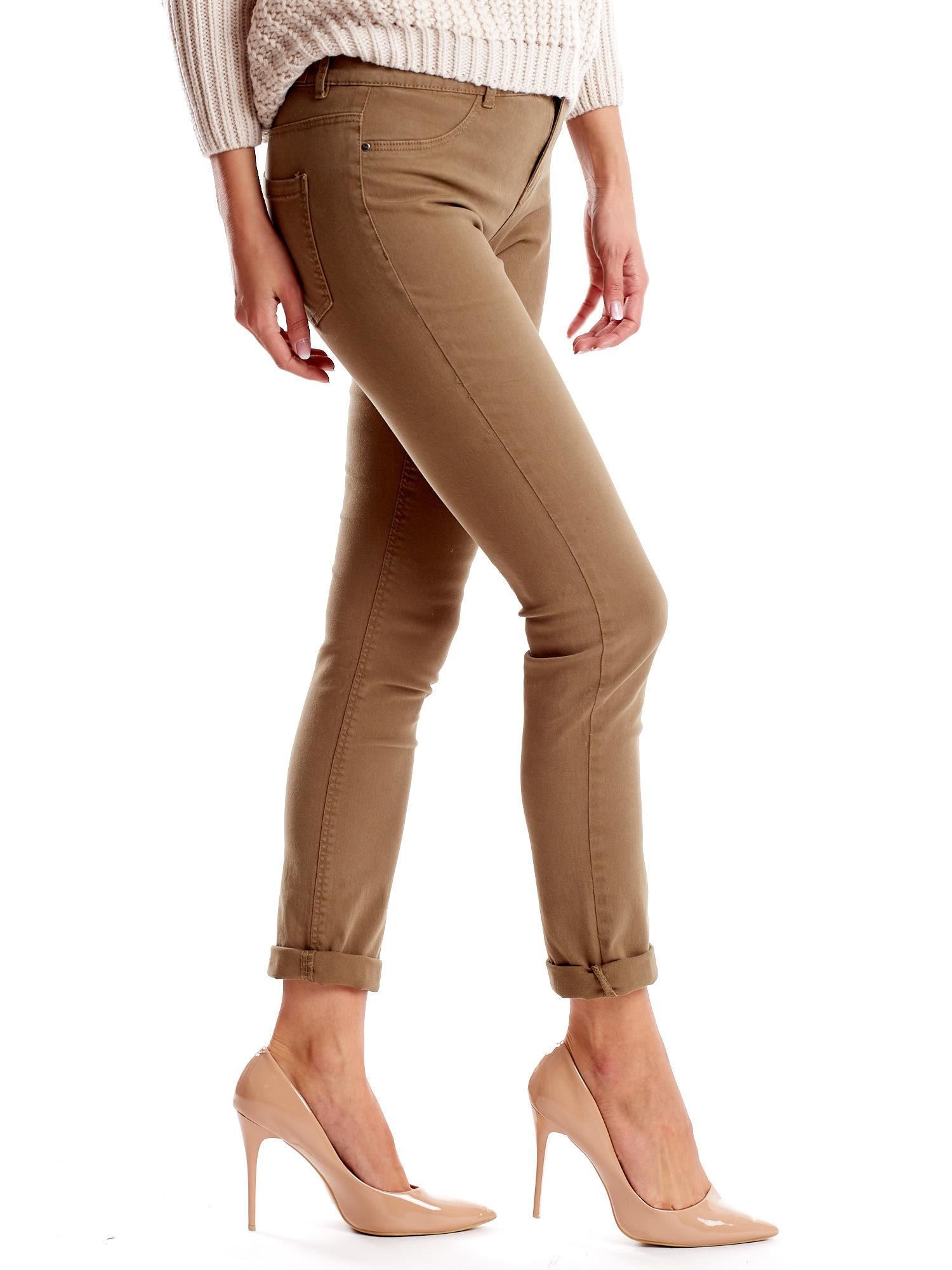 modne damskie spodnie z materiału